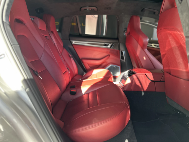 Porsche Panamera Turbo Sport Turismo Лизинг* - автомобили, коли, обяви за нови и употребявани 14