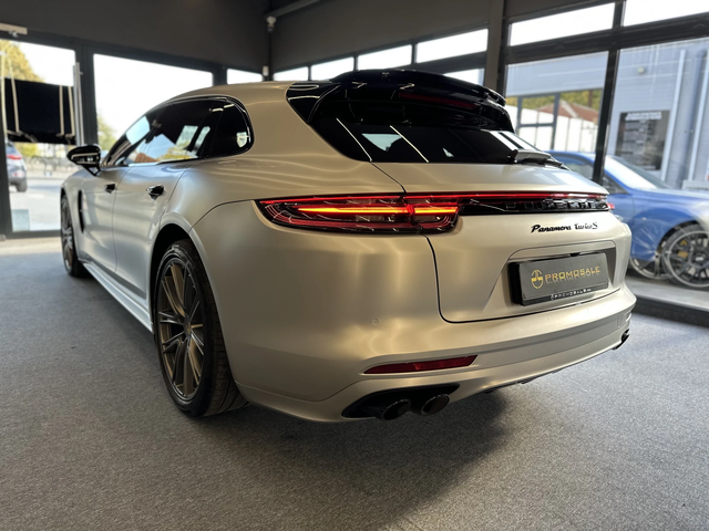 Porsche Panamera Turbo Sport Turismo Лизинг* - автомобили, коли, обяви за нови и употребявани 5