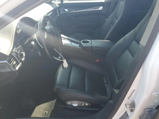 Porsche Panamera 3.0* HYBRID* РЕАЛНИ КМ! - автомобили, коли, обяви за нови и употребявани 7