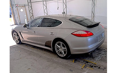 porsche-panamera - 3