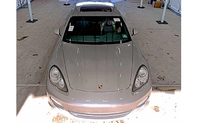 porsche-panamera - 4