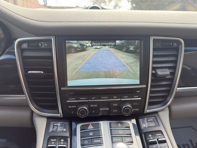 Porsche Panamera 4* АвтоКредит* (ЦЕНА ДО БГ) - автомобили, коли, обяви за нови и употребявани 12