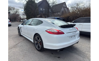 porsche-panamera - 4