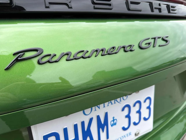 Porsche Panamera * GTS * CARFAX * BOSE * DISTRONIC * 360 - автомобили, коли, обяви за нови и употребявани 10