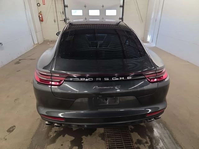 Porsche Panamera * 4S * 360 КАМЕРА* ДИСТРОНИК* ПАНОРАМА* - автомобили, коли, обяви за нови и употребявани 4
