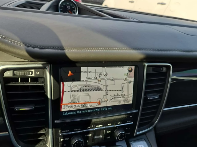 Porsche Panamera * 4S * ЛИЦЕНЗИРАН ПРОДАВАЧ* - автомобили, коли, обяви за нови и употребявани 9