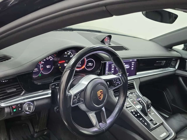 Porsche Panamera 4 AWD / MATIRX / BOSE - автомобили, коли, обяви за нови и употребявани 16