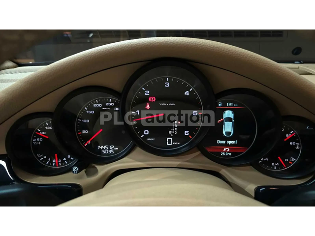 Porsche Panamera * Navi* Camera* АВТОКРЕДИТ - автомобили, коли, обяви за нови и употребявани 6