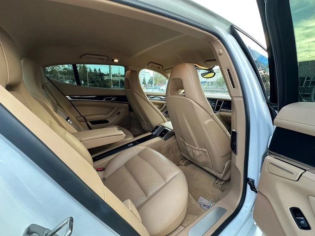 Porsche Panamera БАРТЕР* 3.0D* GTS - автомобили, коли, обяви за нови и употребявани 10