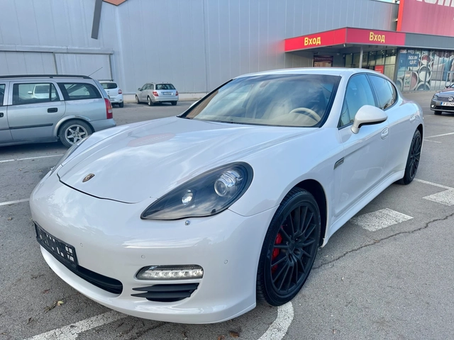 Porsche Panamera БАРТЕР* 3.0D* GTS - автомобили, коли, обяви за нови и употребявани 1