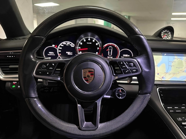 Porsche Panamera 4S * ОБДУХВАНЕ * ПАНОРАМА * CARFAX - автомобили, коли, обяви за нови и употребявани 8