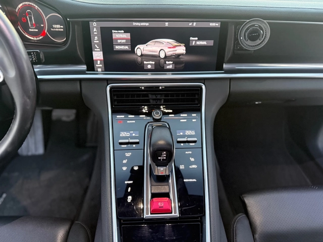 Porsche Panamera 3.0I СОБСТВЕН ЛИЗИНГ - автомобили, коли, обяви за нови и употребявани 15