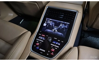 Porsche Panamera E-HYBRID* 360* ОБДУХ* 462КС+ - автомобили, коли, обяви за нови и употребявани 11