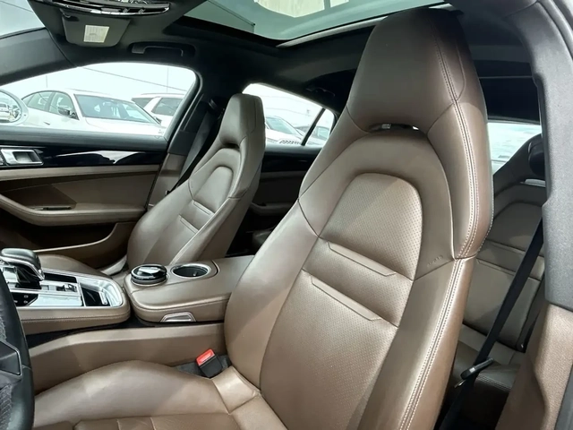 Porsche Panamera 4S| AWD| 2.9| ПОДГРЕВ| КАМЕРА - автомобили, коли, обяви за нови и употребявани 9