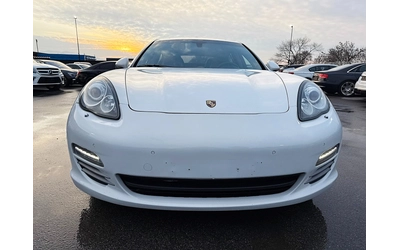 porsche-panamera - 0