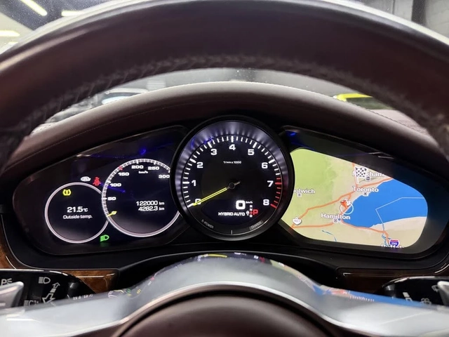 Porsche Panamera 4 E* AWD* DIS* PANO* 360* КРАЙНА ЦЕНА - автомобили, коли, обяви за нови и употребявани 10