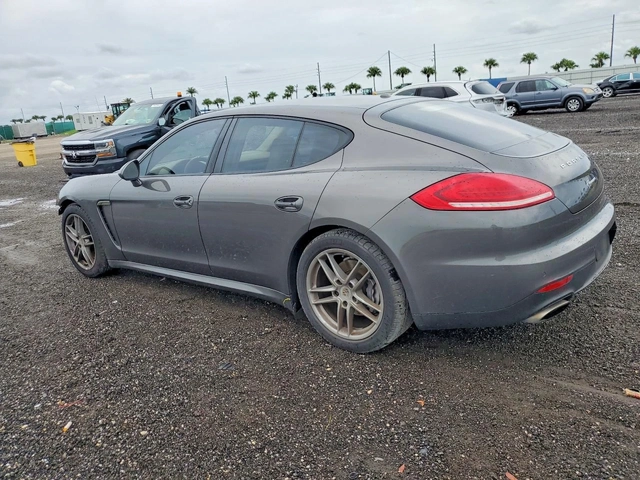 Porsche Panamera - автомобили, коли, обяви за нови и употребявани 1