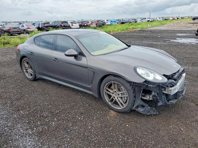 Porsche Panamera - автомобили, коли, обяви за нови и употребявани 3