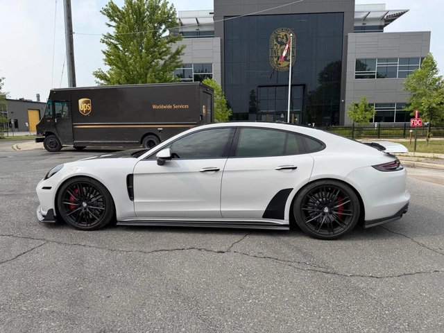 Porsche Panamera TURBO* BODYKIT* ОБДУХ* 360* МАСАЖ* СЛ.ЛЕНТИ* М.ТОЧ - автомобили, коли, обяви за нови и употребявани 1
