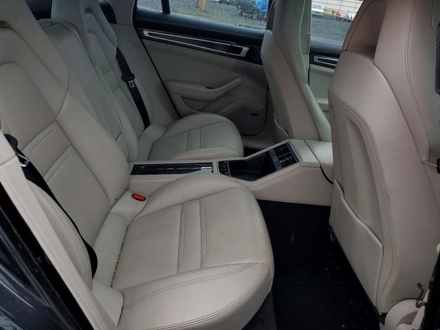 Porsche Panamera Turbo* AWD* ПОДГРЕВ* ОБДУХВАНЕ* ПАНОРАМА* BOSE* - автомобили, коли, обяви за нови и употребявани 9