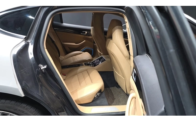Porsche Panamera 3.0 AWD - автомобили, коли, обяви за нови и употребявани 11