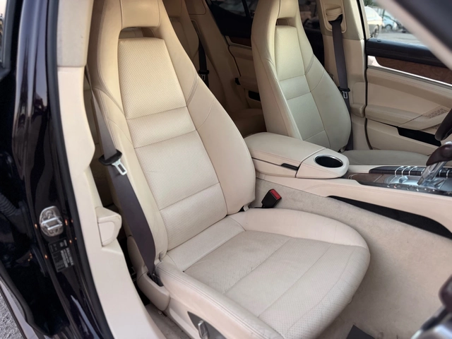 Porsche Panamera Diesel - автомобили, коли, обяви за нови и употребявани 11