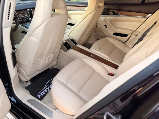 Porsche Panamera Diesel - автомобили, коли, обяви за нови и употребявани 13