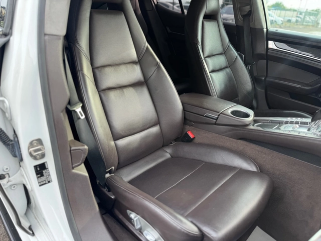 Porsche Panamera TURBO= FACELIFT= KEYLESS GO= CARBON PACK= BOSE= - автомобили, коли, обяви за нови и употребявани 11