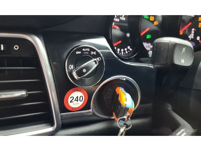 Porsche Panamera 3.0 V6 | PDK | Sunroof | Carbon Steering | Top Spe - автомобили, коли, обяви за нови и употребявани 2