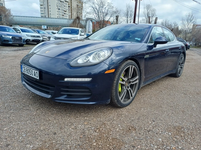 Porsche Panamera S 3.0 V6 E-Hybrid - автомобили, коли, обяви за нови и употребявани 0