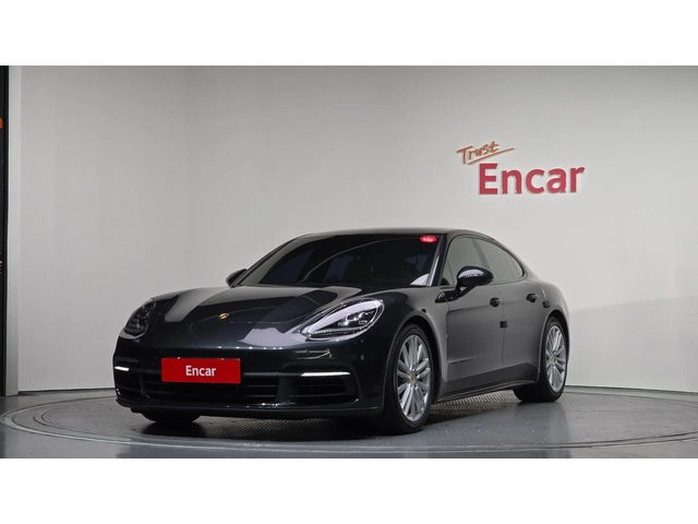 Porsche Panamera 3.0 AWD - автомобили, коли, обяви за нови и употребявани 0