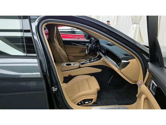 Porsche Panamera 3.0 AWD - автомобили, коли, обяви за нови и употребявани 10
