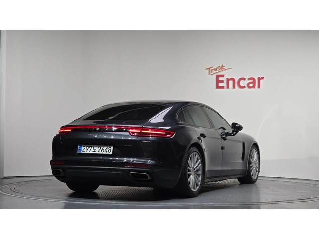 Porsche Panamera 3.0 AWD - автомобили, коли, обяви за нови и употребявани 1