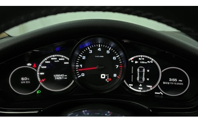 Porsche Panamera 3.0 AWD - автомобили, коли, обяви за нови и употребявани 7