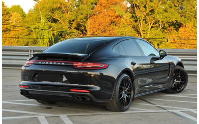porsche-panamera-panamera - 2