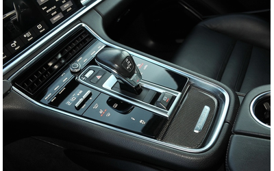 PORSCHE Panamera Panamera - автомобили, коли, обяви за нови и употребявани 6