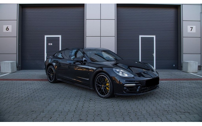 porsche-panamera-panamera-turbo-sport-chrono - 0