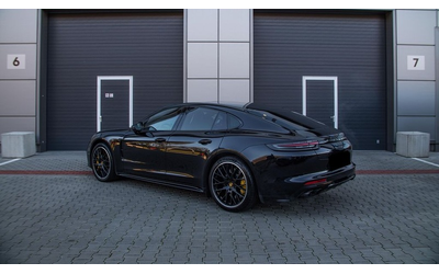 porsche-panamera-panamera-turbo-sport-chrono - 1