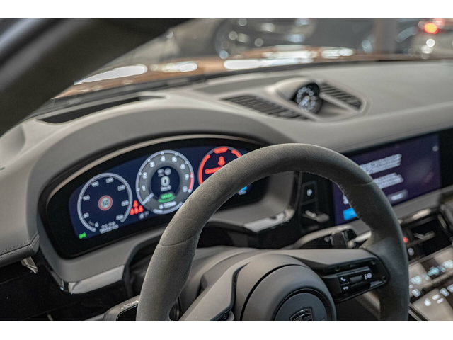 Porsche Panamera Turbo E-Hyb/PDLS+/PDK/Active Ride/Burm/Beifahrer-Display - автомобили, коли, обяви за нови и употребявани 9