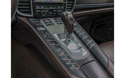 Porsche Panamera Turbo/PDLS/Sport Chrono/RSE/Bose/Камера/Алкантар - автомобили, коли, обяви за нови и употребявани 12