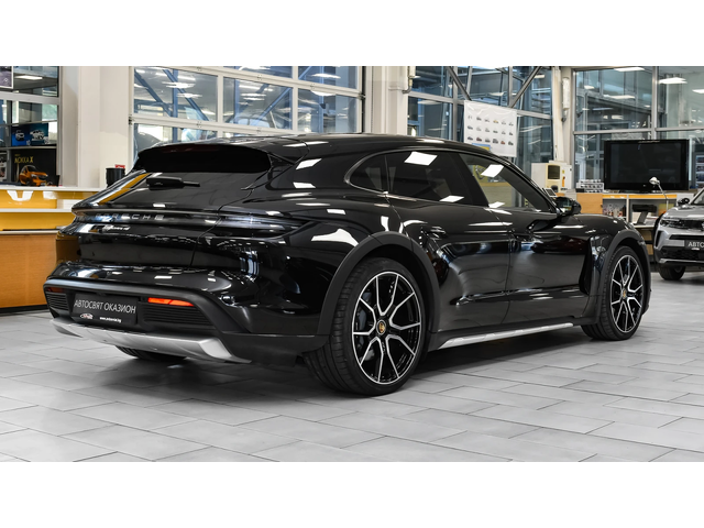 Porsche Taycan 4 Cross Turismo - автомобили, коли, обяви за нови и употребявани 5