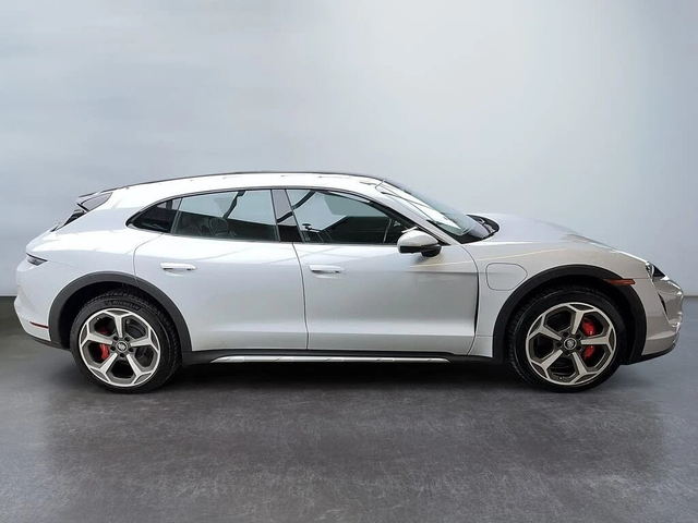 Porsche Taycan * АвтоКредит * (ЦЕНА ДО БГ) - автомобили, коли, обяви за нови и употребявани 5