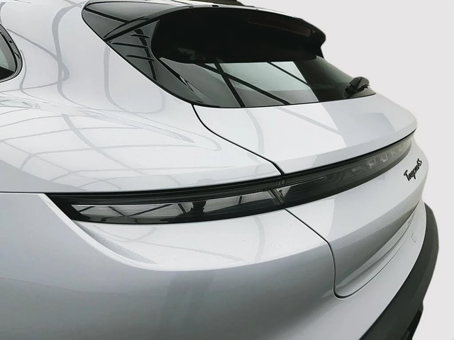 Porsche Taycan * АвтоКредит * (ЦЕНА ДО БГ) - автомобили, коли, обяви за нови и употребявани 9