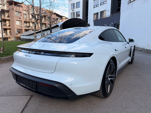 Porsche Taycan S - автомобили, коли, обяви за нови и употребявани 6
