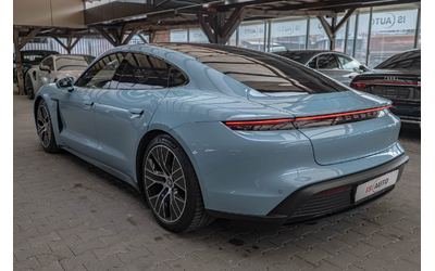 porsche-taycan-4s-performance-pdls-pvts-bose-sport-chrono-pasazherski-displey - 5