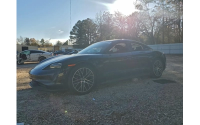 porsche-taycan - 2