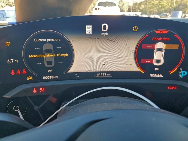 Porsche Taycan RWD - автомобили, коли, обяви за нови и употребявани 8