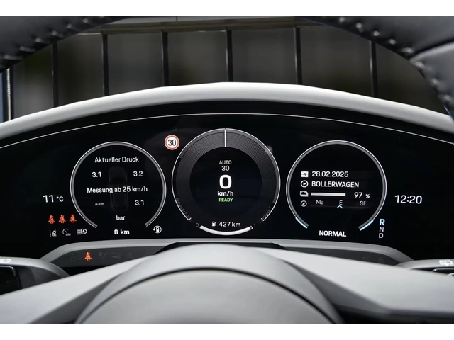 Porsche Taycan Sport Turismo Perf+ Facelift DISTR AIR 360* MATRIX - автомобили, коли, обяви за нови и употребявани 10