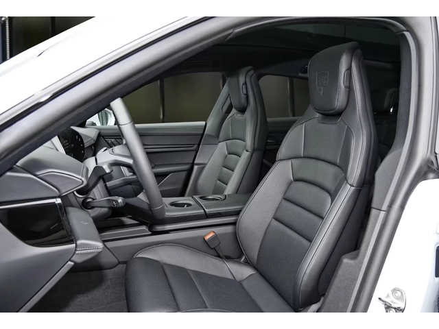 Porsche Taycan Sport Turismo Perf+ Facelift DISTR AIR 360* MATRIX - автомобили, коли, обяви за нови и употребявани 13