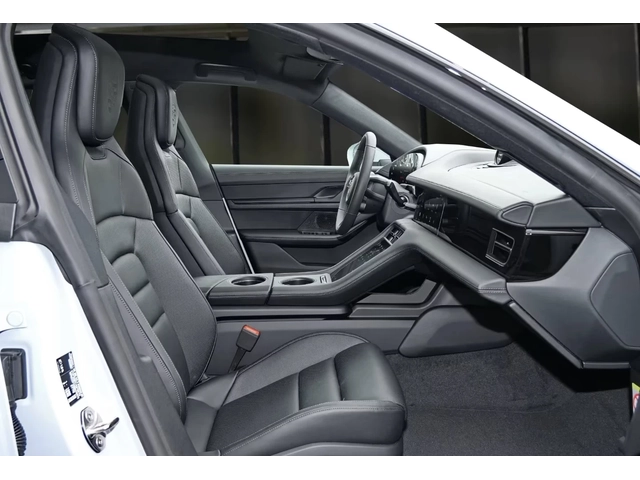 Porsche Taycan Sport Turismo Perf+ Facelift DISTR AIR 360* MATRIX - автомобили, коли, обяви за нови и употребявани 14
